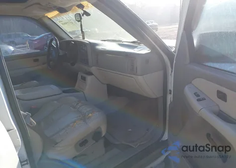 2007 Chevrolet Suburban 1500 Lt from USA, damaged, VIN 3GNFK163X7G263637